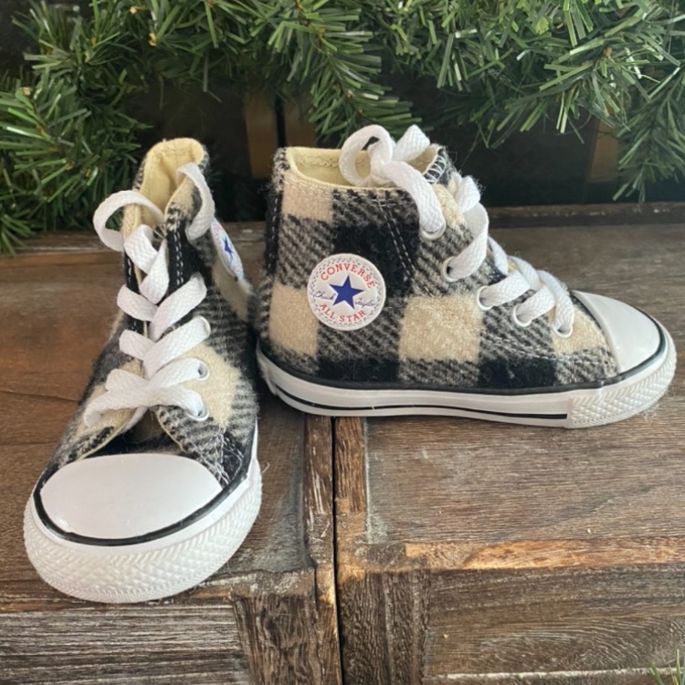 **SOLD** Please go to lettingitgo0007 to purchase!